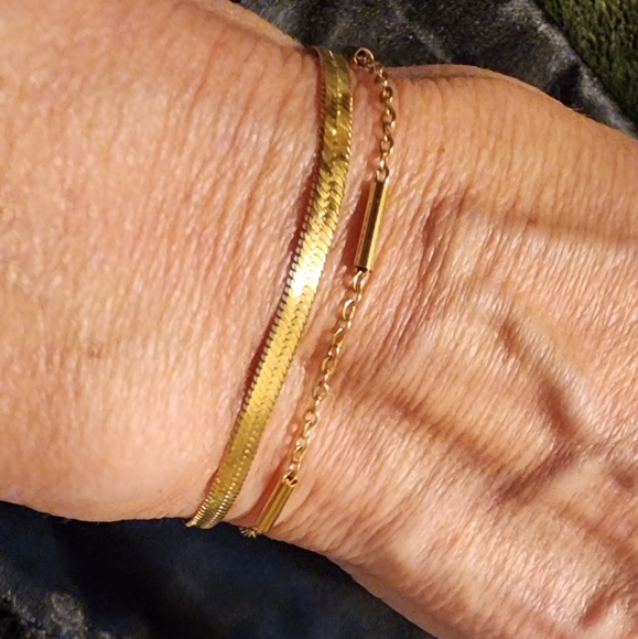 Slide Jewelry Stainless Double Layer Gold Herringbone & Link Bracelet. NIB - Picture 5 of 9